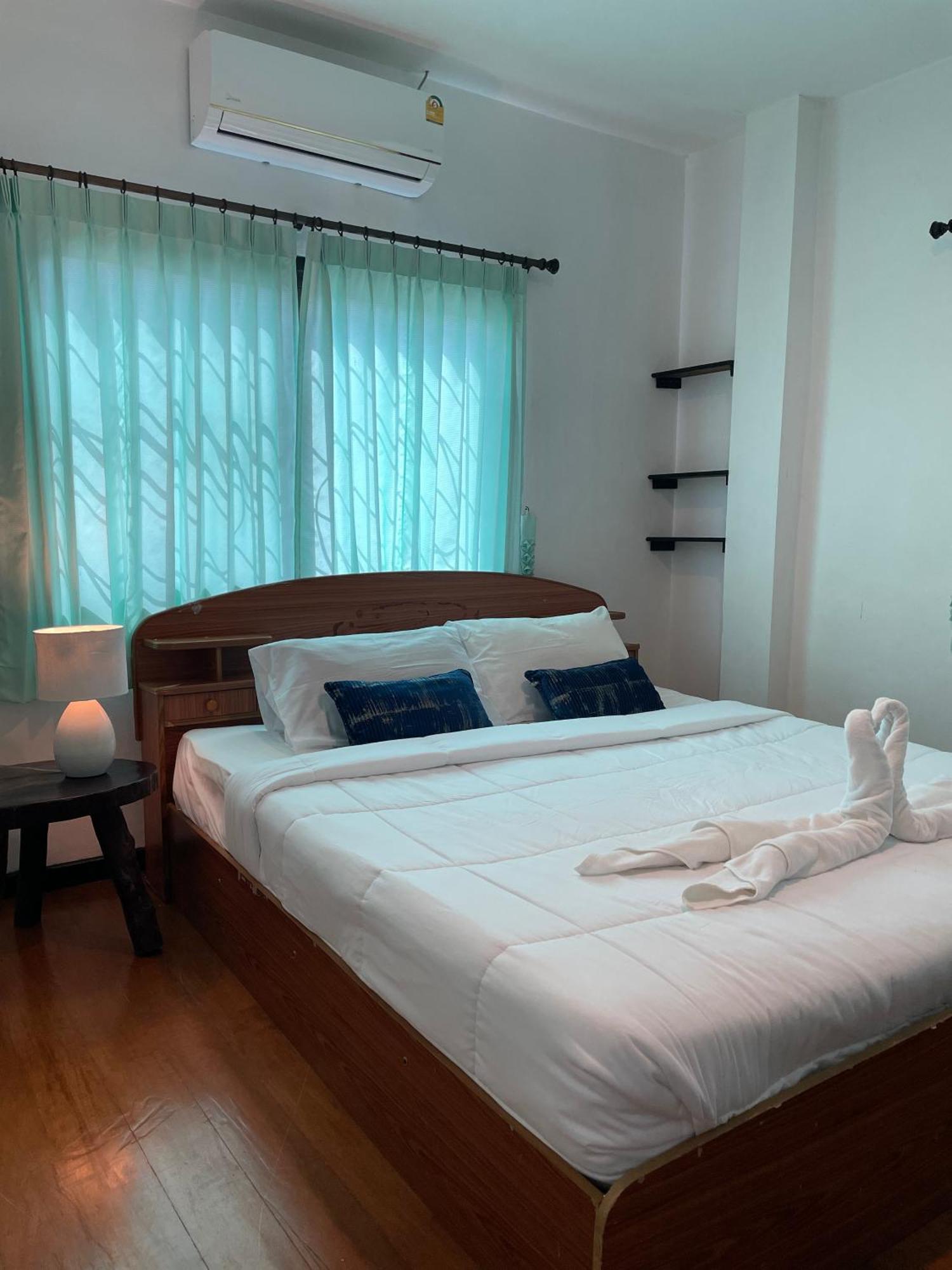 Sunrise Beach Villa Surat Thani Phòng bức ảnh